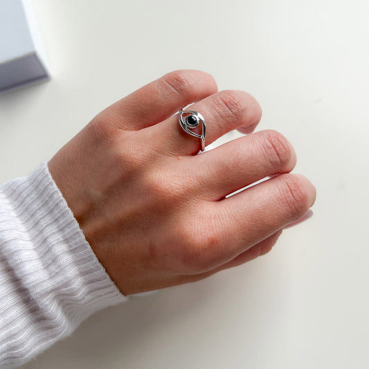 טבעת כסף "אגתה" עם אבן ספיר