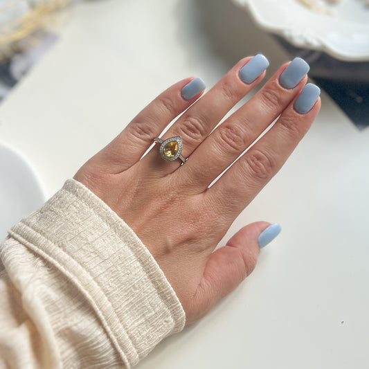 JULY טבעת כסף עם אבן סטרין