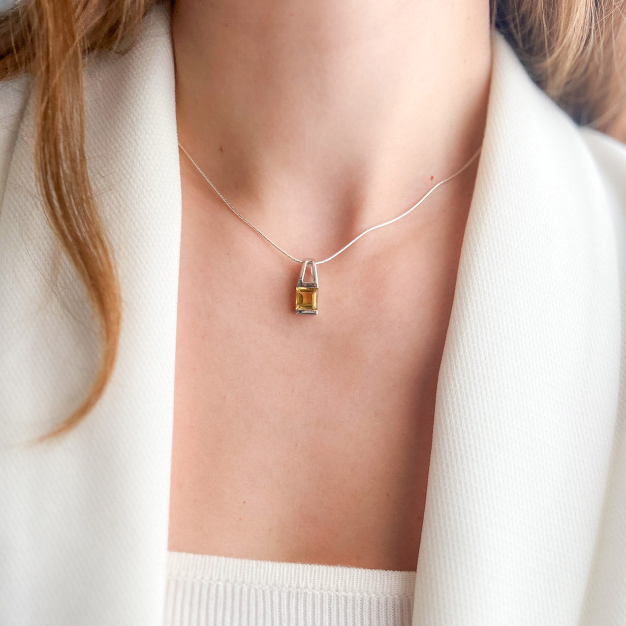 תליון כסף "מונה" עם סטרין