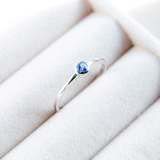 טבעת כסף טסיל עם אבן טנזנייט