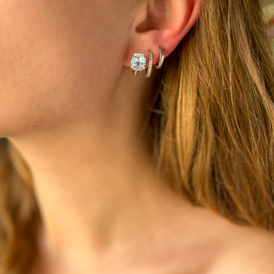 עגיל כסף "סופי" עם אבני בלו טופז