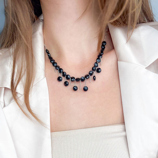 שרשרת טיפות מאבני טורמילן שחורות