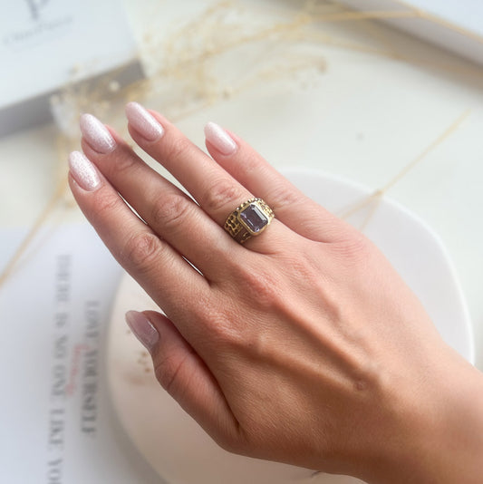 טבעת כסף "מארי" עם אבן אלכסנדריט