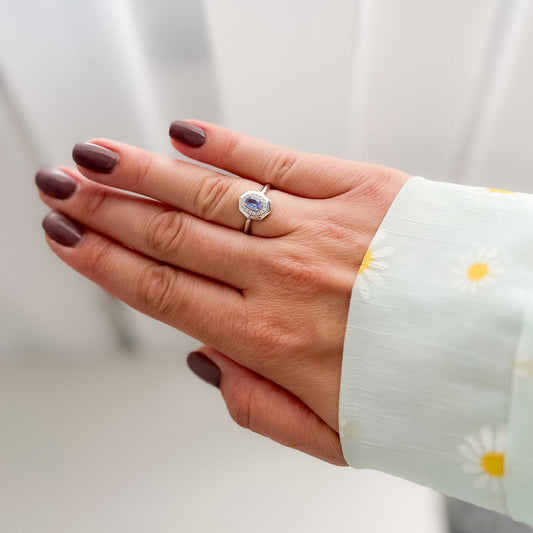 טבעת כסף "גפן" עם אבני טנזנייט