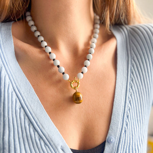 שרשרת אקווה עם תליון עין הנמר