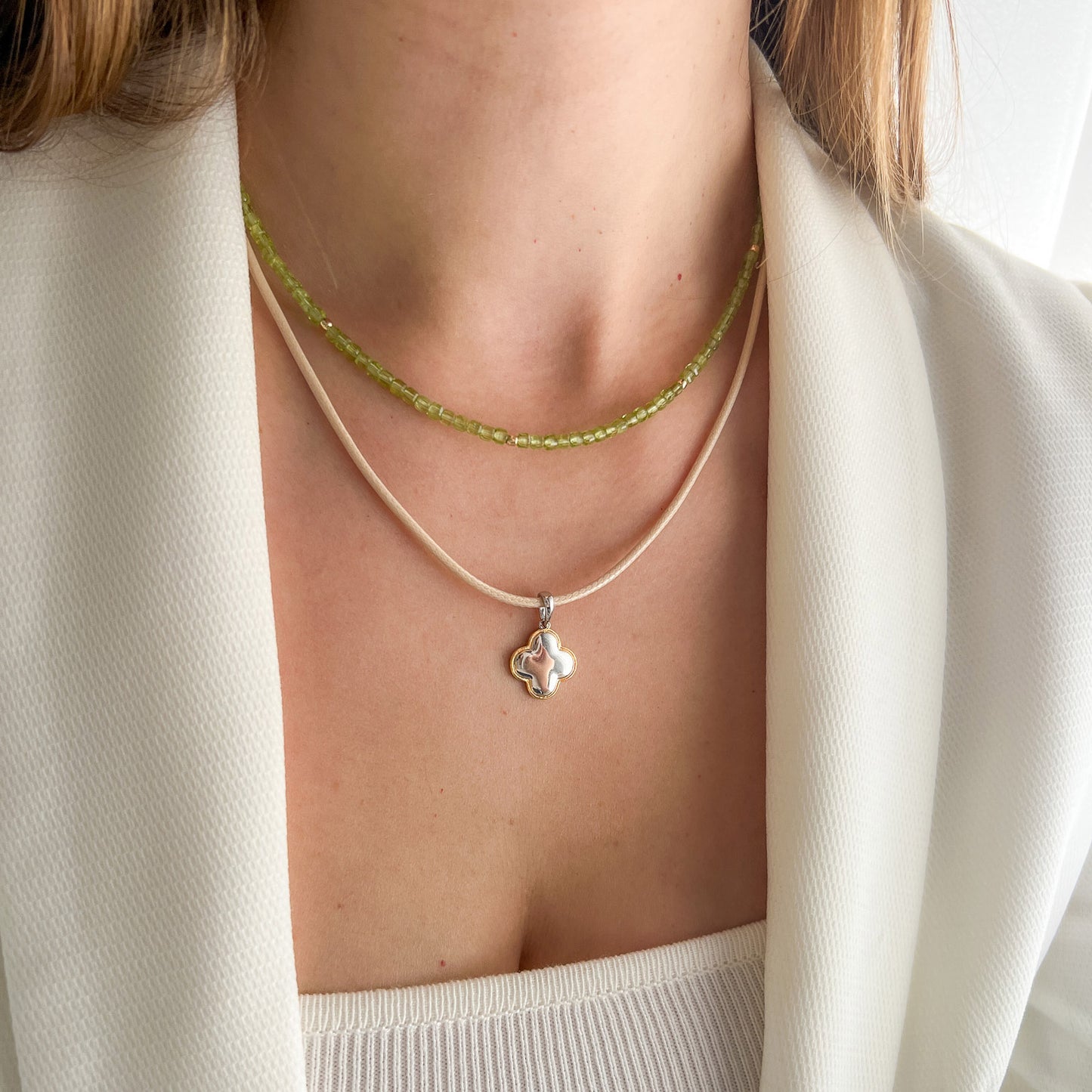 MARCH תליון תלתן