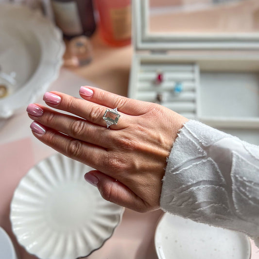 טבעת כסף "ריין" עם גרין אמטיסט