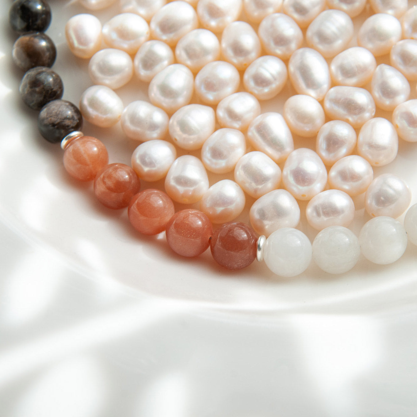 שרשרת מיני "ניק" מאבני מונסטון