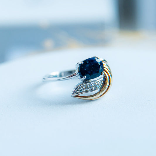 טבעת כסף "לוהן" עם אבן ספיר