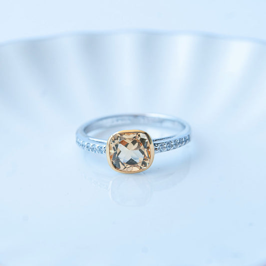 טבעת כסף "רונה" עם אבן סטרין