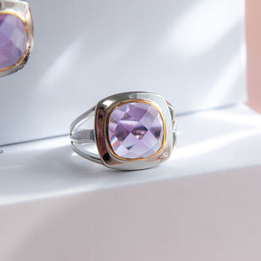 טבעת כסף "אלין" עם אבן אמטיסט