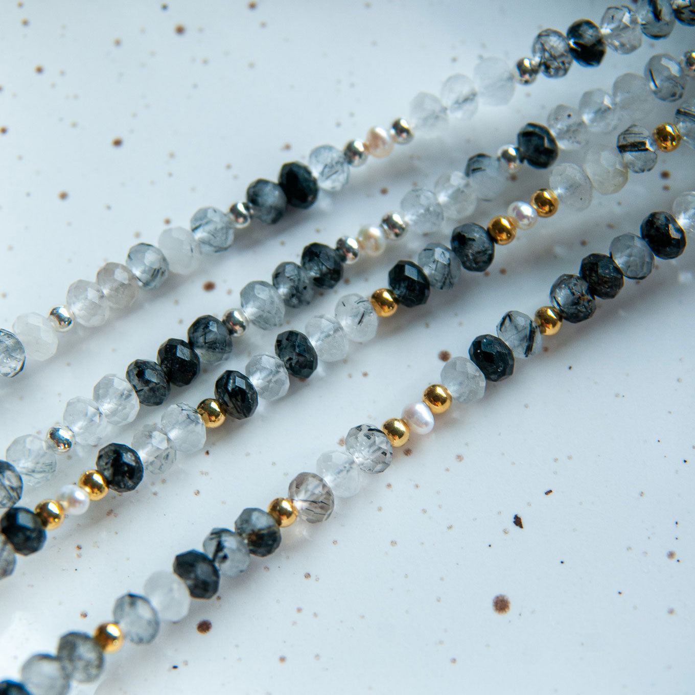 ALICIA צמיד אבני קוורץ רוטיל