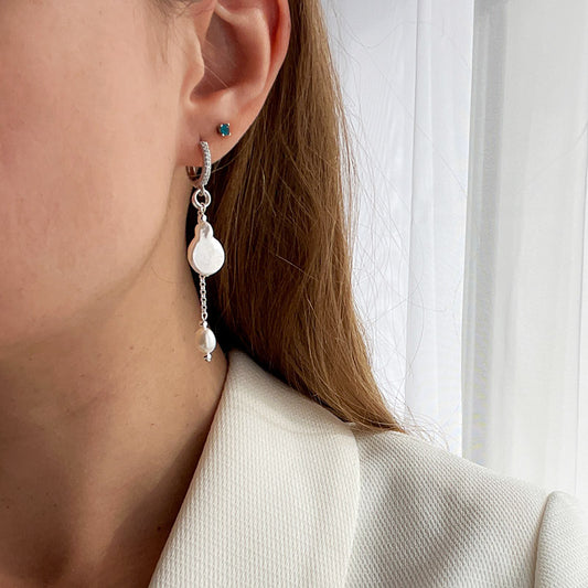 עגילי פנינה וונסדיי