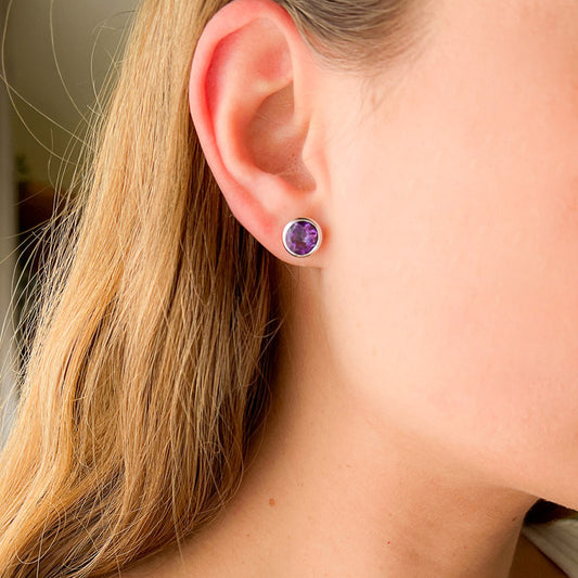 עגילי כסף "טיילר" עם אבן אמטיסט