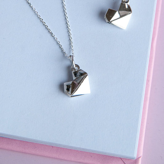 AMOR שרשרת כסף