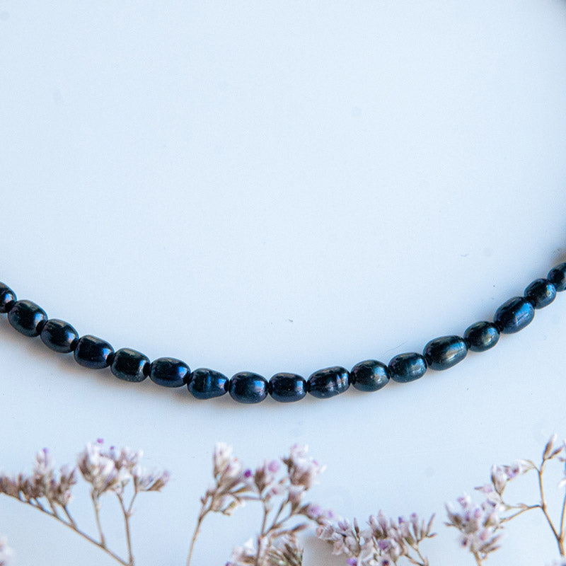 BLACK BEATRICE שרשרת פנינים