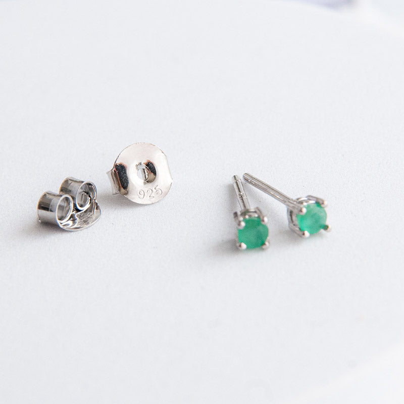 EMERALD עגילי כסף צמודים קים