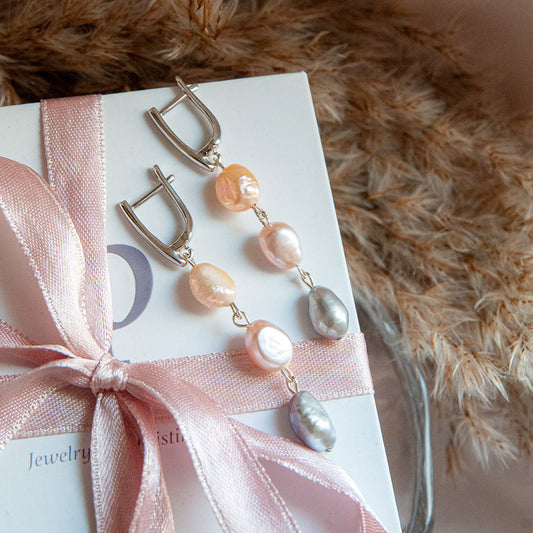 עגילי פנינים צבעוניות קתרין