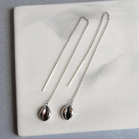 KUBA עגיל כסף נופל עם צדף