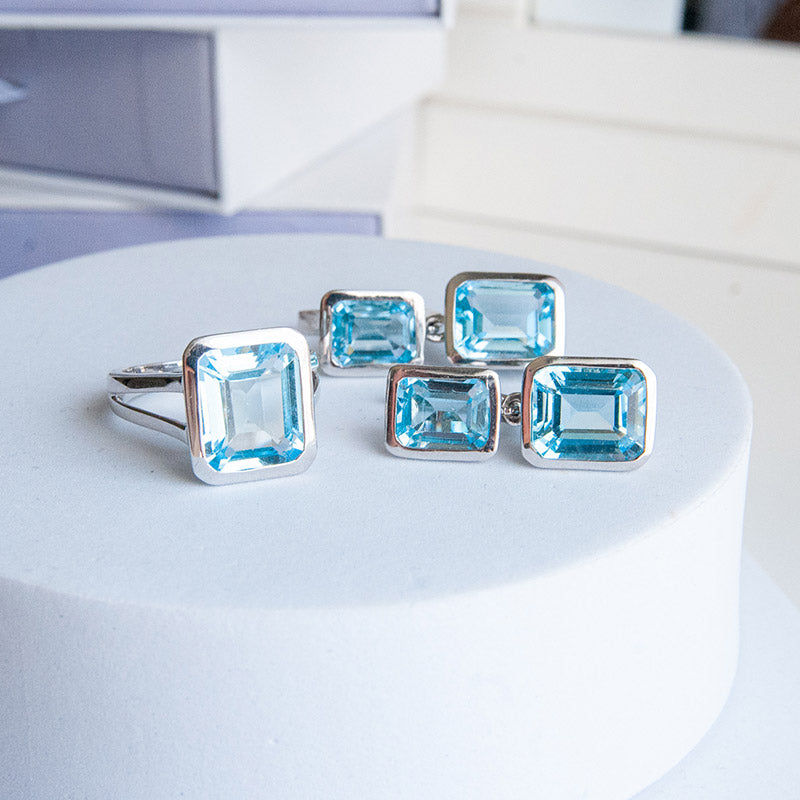 MADY טבעת מכסף טהור עם אבני בלו טופז