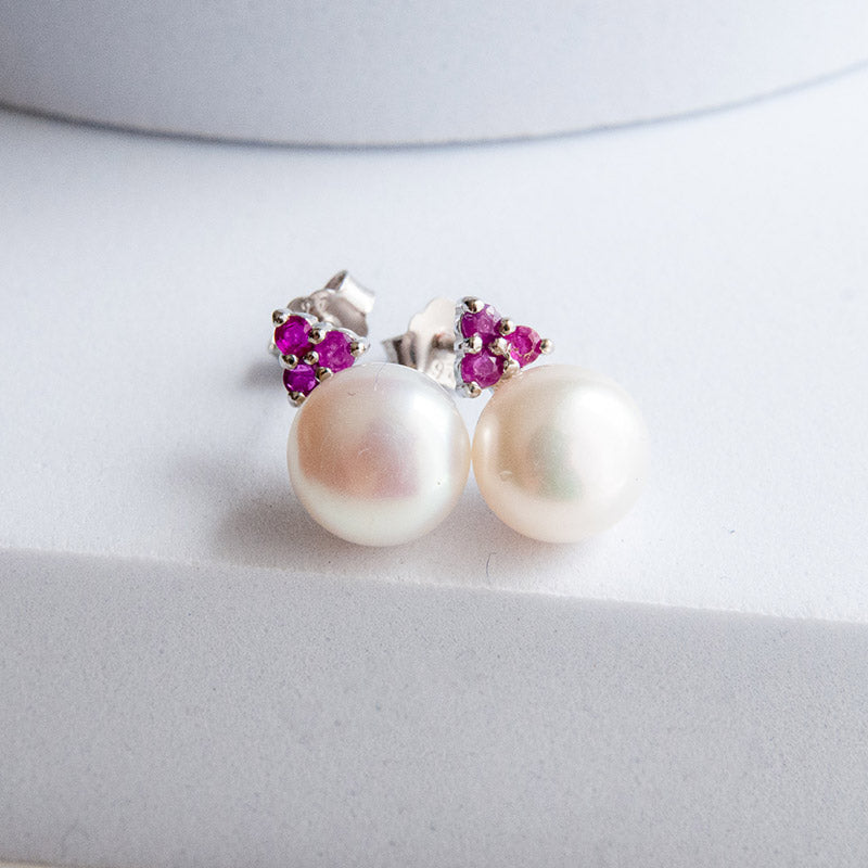 עגילי כסף "פיונה" עם פנינה ורובי