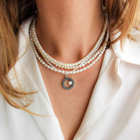 SNOW WHITE שרשרת פנינים