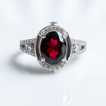 טבעת כסף "נועה" עם אבן גרנט