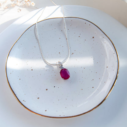 תליון כסף "אניה" עם אבן רובי