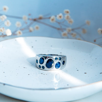 טבעת כסף טהור  "שרלוט" עם אבני ספיר