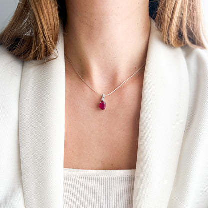 תליון כסף "אניה" עם אבן רובי