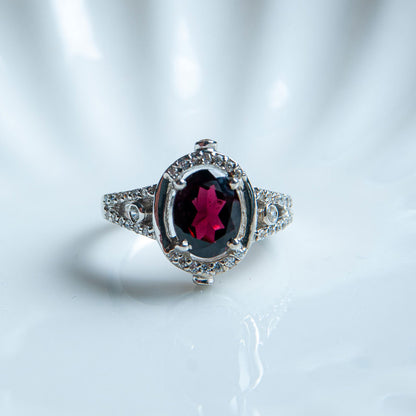 טבעת כסף "נועה" עם אבן גרנט