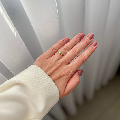 טבעת כסף טסיל עם אבן גרנט ירוק