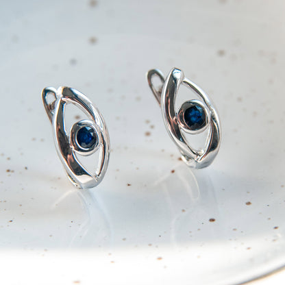 עגילי כסף "אגתה" עם אבני ספיר