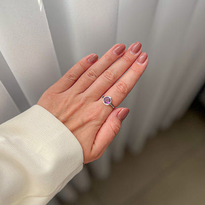 טבעת כסף "ליטל" עם אבן אמטיסט