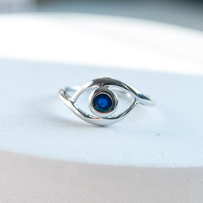 טבעת כסף "אגתה" עם אבן ספיר