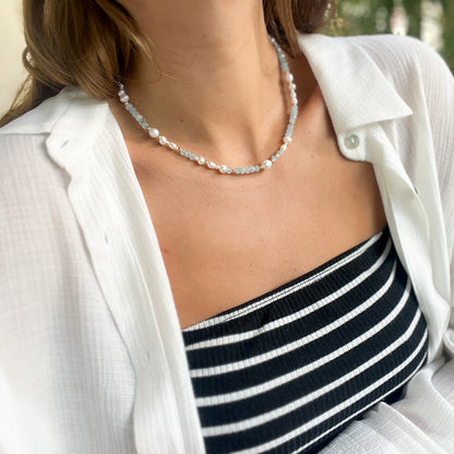 CRETE שרשרת פנינים ואבני אקוומרין