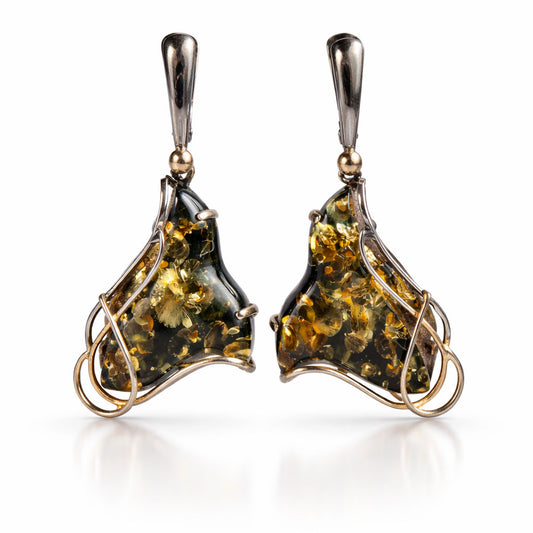 עגילי כסף נרקיס עם ענבר ירוק בעבודת יד