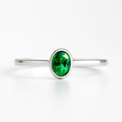 טבעת כסף טסיל עם אבן גרנט ירוק
