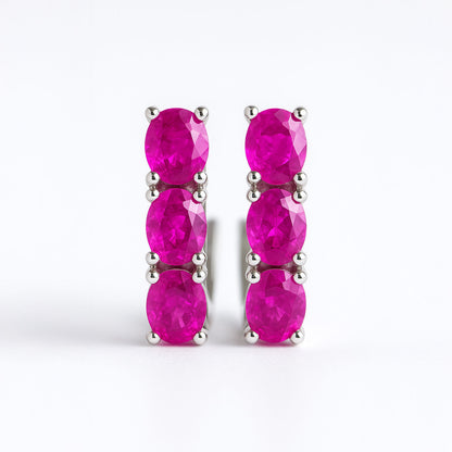 עגילי כסף "אוליב" עם אבני רובי