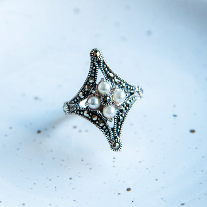 EDWINA  טבעת כסף עם פנינה