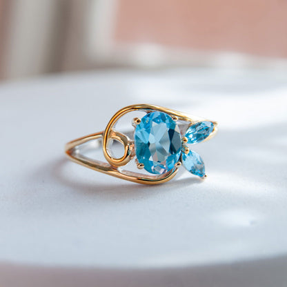 טבעת כסף "לינדה" עם אבני טופז בציפוי זהב