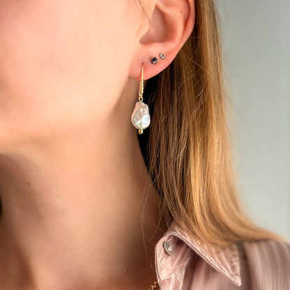 G HEART עגילי פנינה שטוחה