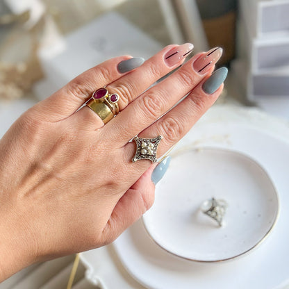 EDWINA  טבעת כסף עם פנינה