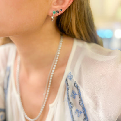 עגילי כסף "קרינה" עם אבן אמרלד