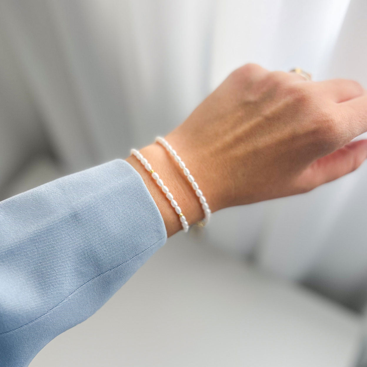 צמיד פנינים מיני ביאטריס