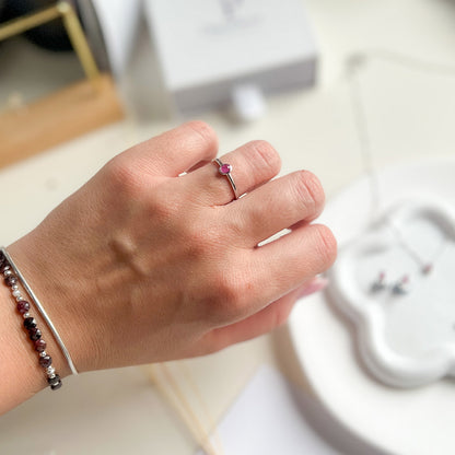 טבעת כסף טסיל עם אבן רובי