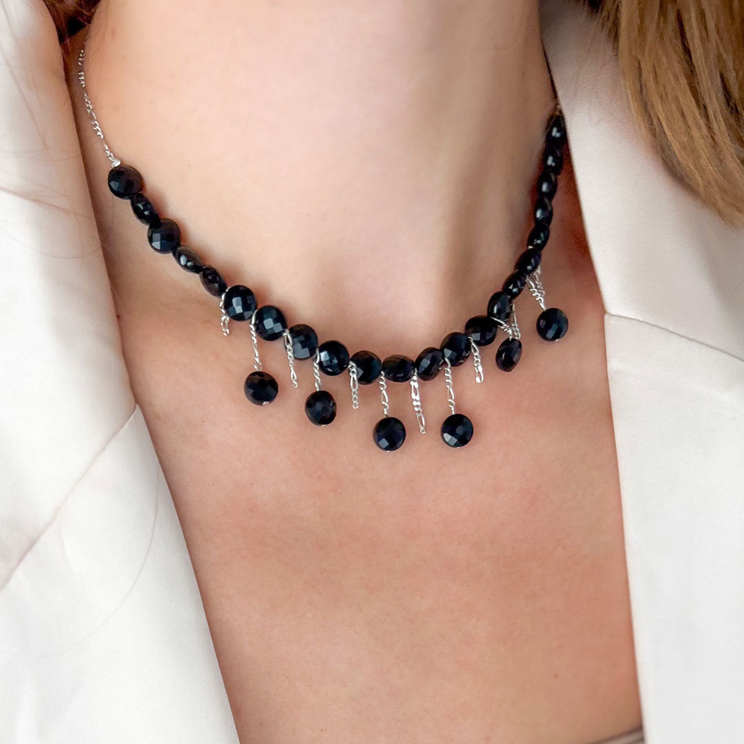 שרשרת טיפות מאבני טורמילן שחורות