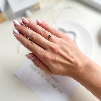 טבעת כסף טסיל עם אבן ספיר