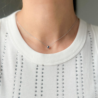 שרשרת כסף טסיל עם אבן ספיר