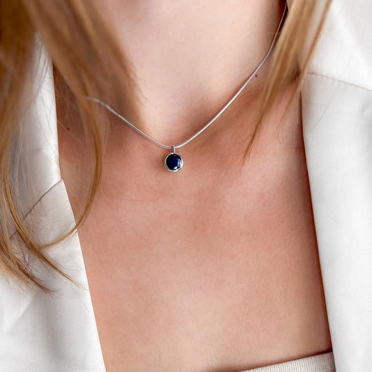 תליון כסף "טיילר" עם אבן ספיר